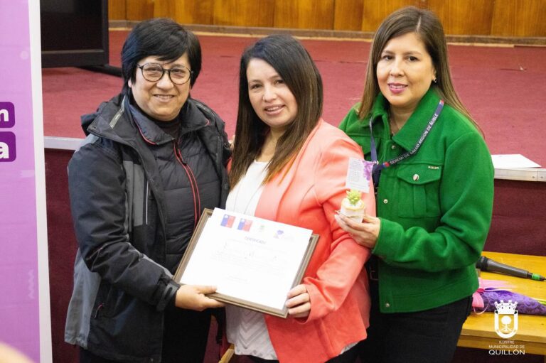 Fueron 13 las quilloninas que recibieron los certificados que las acreditan como “Gestoras comunitarias para el abordaje de las violencias de Género”, en sus respectivos centros de salud asistencial.