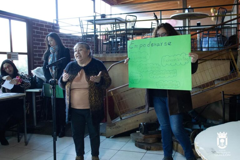 Jefas de Hogar tuvieron jornada de reflexión y evaluación del programa