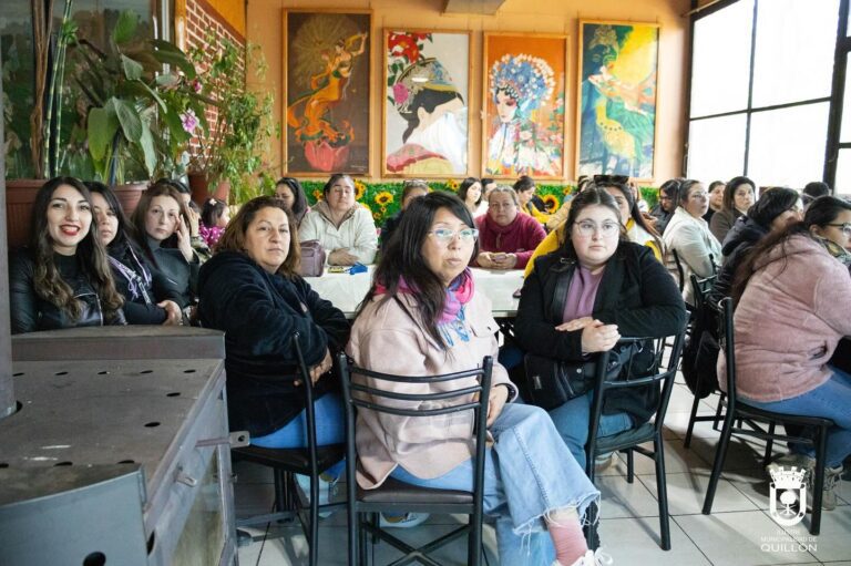 Jefas de Hogar tuvieron jornada de reflexión y evaluación del programa