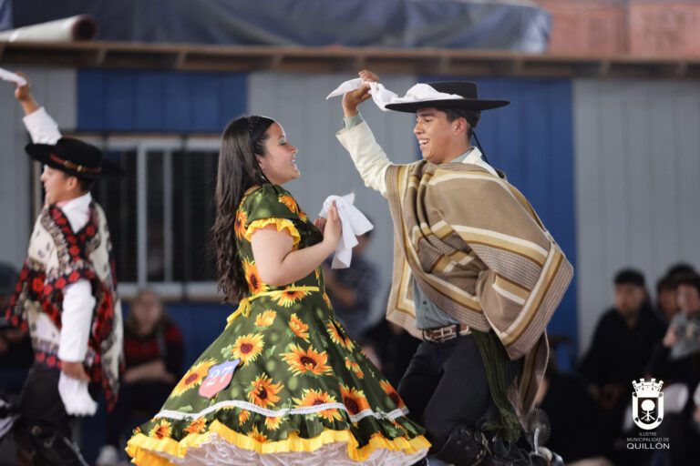 Diguillín ya tiene a sus representantes para el regional de cueca escolar