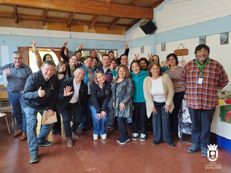 Miembros de ADAY Quillón encabezaron cierre de taller de costura