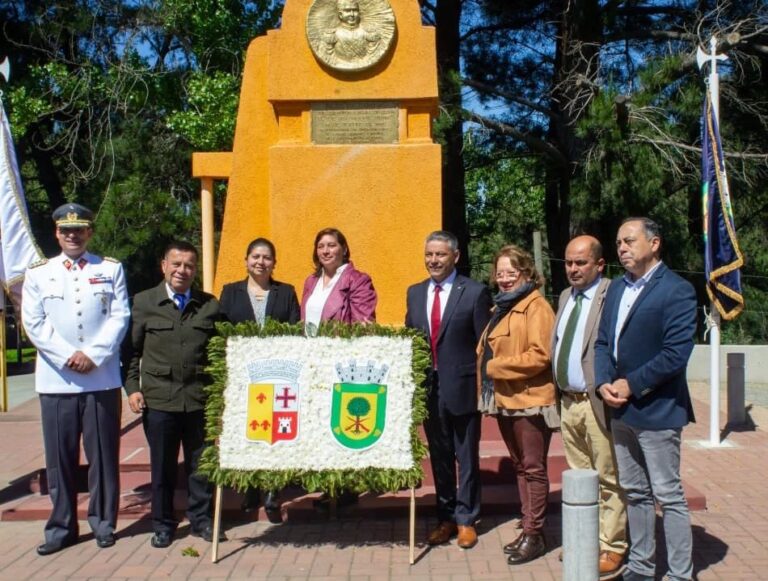 Estudiantes de Quillón y Bulnes lideraron masivo desfile conmemorativo de la batalla de El Roble