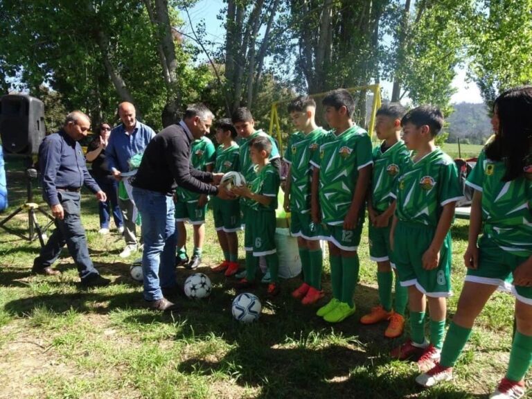 ANFA y junta de vecinos Santa Ana De Caimaco recibieron el fondo comunal de infancia