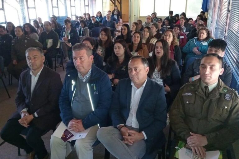 Quilloninas participaron de charla sobre autocuidado y detección precoz del cáncer de mama