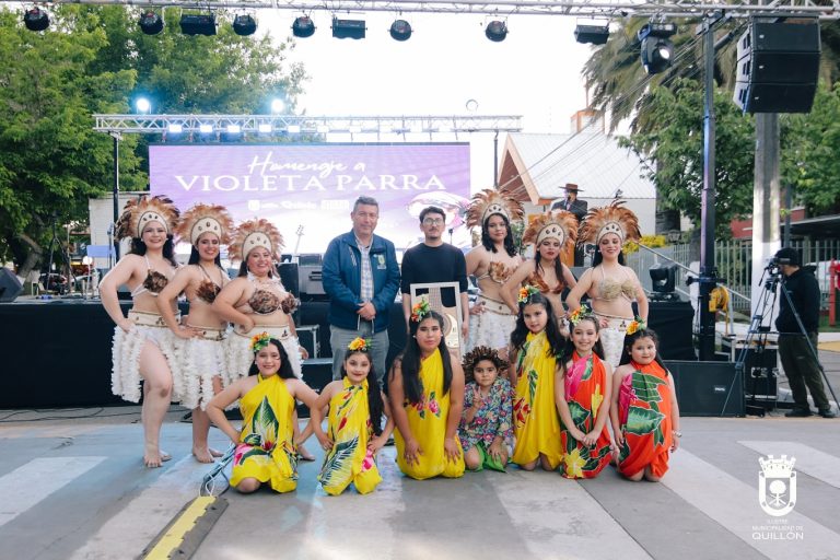 Música, danza, pintura y artesanías marcaron el homenaje a Violeta Parra