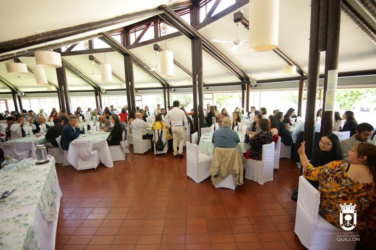 Docentes de centros educacionales de Quillón celebraron el día del profesor