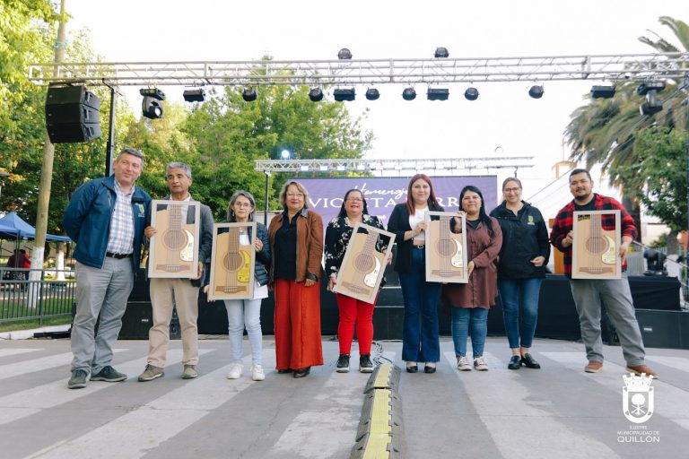 Música, danza, pintura y artesanías marcaron el homenaje a Violeta Parra