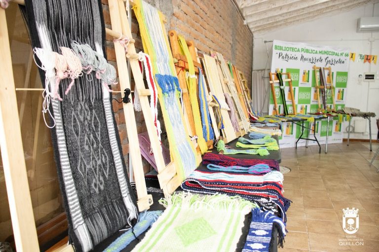 Quilloninas mostraron lo aprendido durante taller de telar ancestral