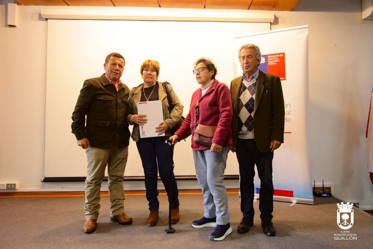 Juntas de vecinos Bellavista San Vicente y Las Camelias Ribera Laguna Avendaño recibieron recursos del Fondo Social Presidente de la República