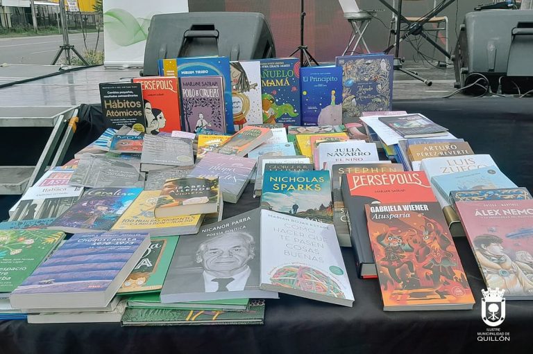 Biblioteca municipal celebró 47 años al servicio de la comunidad quillonina