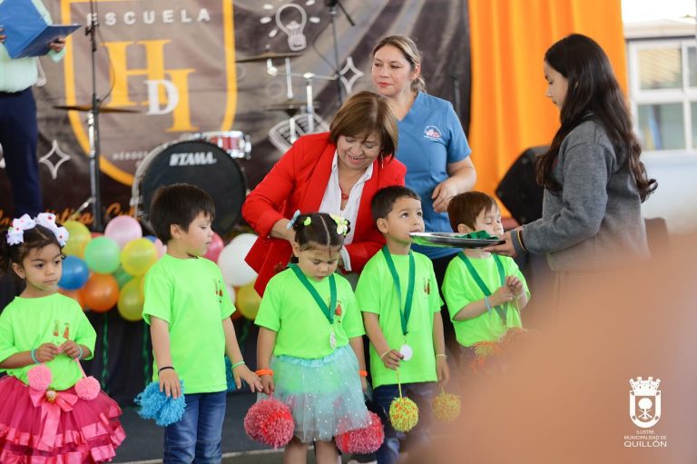 En Escuela Héroes del Itata comunidades educativas locales celebraron la Semana de la Educación Parvularia