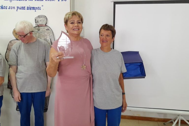 Adultos mayores de Quillón lanzaron libro que recopila la historia de Coyanco