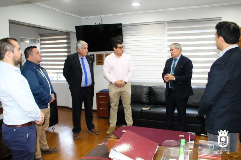 Concilio de Pastores visitó al alcalde Felipe Catalán para bendecirlo y brindar su apoyo