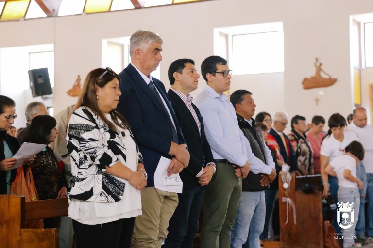 Celebración de la Inmaculada Concepción de la Virgen convocó a cientos de feligreses