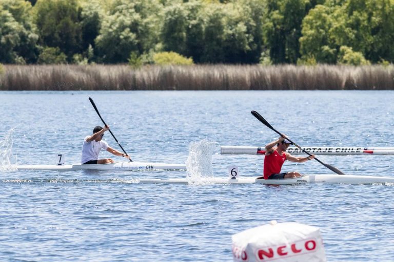 Quillón fue el epicentro del canotaje nacional con campeonato de velocidad