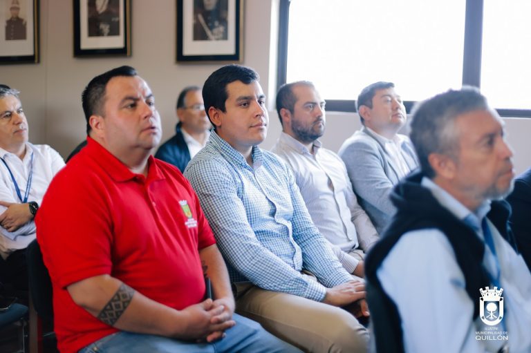 Alcalde Felipe Catalán participó en jornada de coordinación con el Gabinete Regional