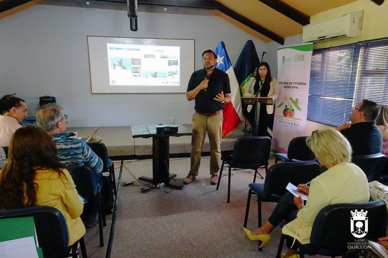 Seminario de vivienda abordó temas sobre subsidios y regularización de terrenos