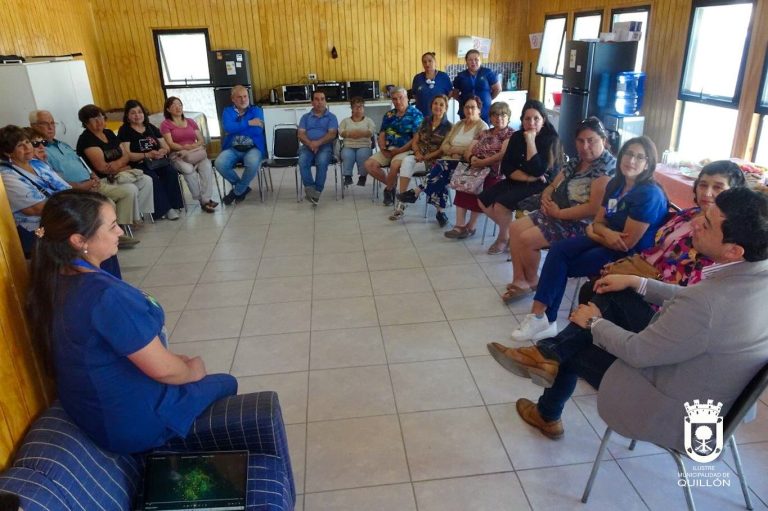 El Centro Comunitario de Salud Familiar (Cecosf) El Casino fue escenario de un importante diálogo ciudadano con el objetivo de reflexionar sobre la empatía y la calidad de atención en los servicios de salud.