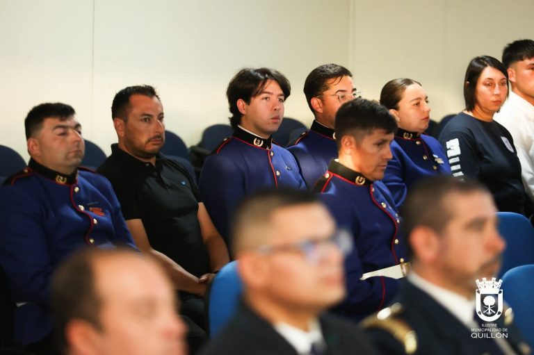 La Tercera Compañía de Bomberos de Cerro Negro conmemoró su Trigésimo Primer Aniversario con una emotiva Sesión Solemne que resaltó su invaluable aporte a la comunidad