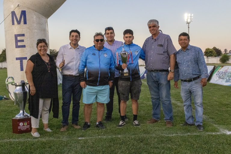 La premiación del Campeonato Acumulativo ANFA Quillón 2024 fue una jornada llena de emoción y orgullo para jugadores, hinchas y familias