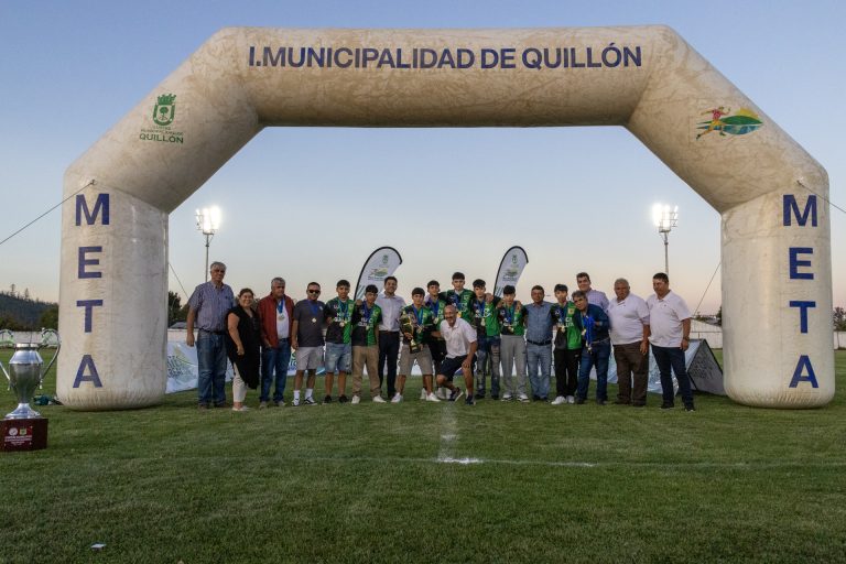 La premiación del Campeonato Acumulativo ANFA Quillón 2024 fue una jornada llena de emoción y orgullo para jugadores, hinchas y familias