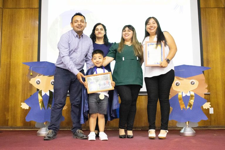 Emotiva ceremonia de egreso en la Sala Cuna Caricias de Bebé