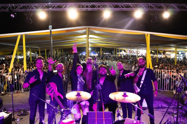 Cerca de 4 mil personas asistieron a la primera jornada de la Fiesta de la Cerveza en Quillón