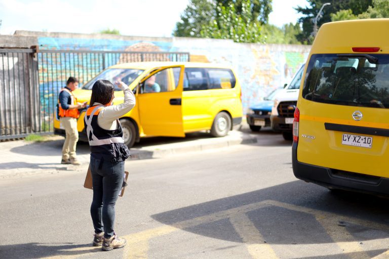 Fiscalizan vehículos de transporte escolar en Quillón