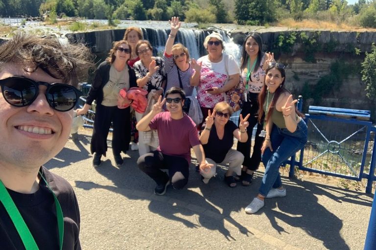 Adultos mayores de Quillón disfrutan de una jornada recreativa en salto del Laja