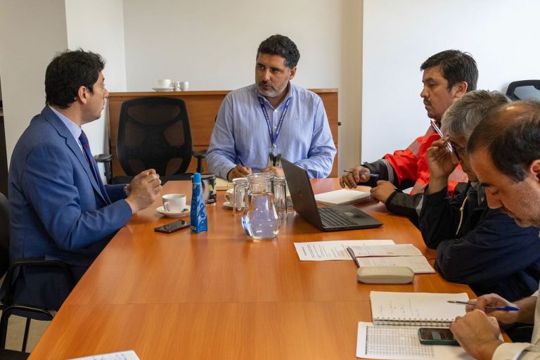 Municipio de Quillón busca generar convenio con vialidad Ñuble para mejorar caminos antes del invierno