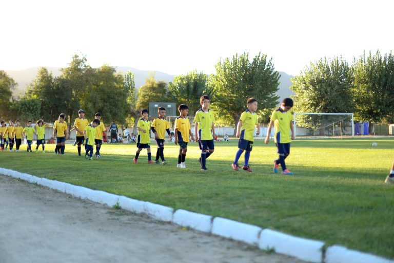 Quillón vivió su propia “Noche Amarilla” del fútbol infantil