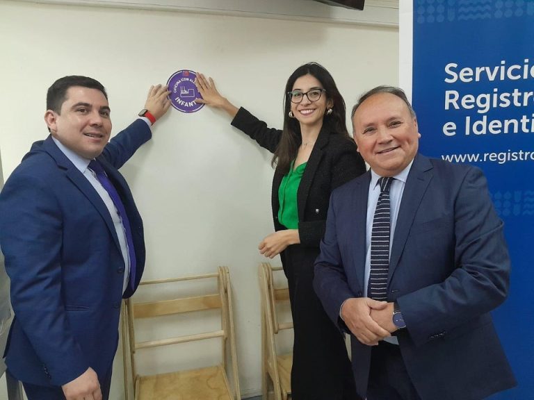 El Registro Civil de Quillón inauguró este miércoles 9 de abril dos espacios inclusivos para mejorar la atención infantil