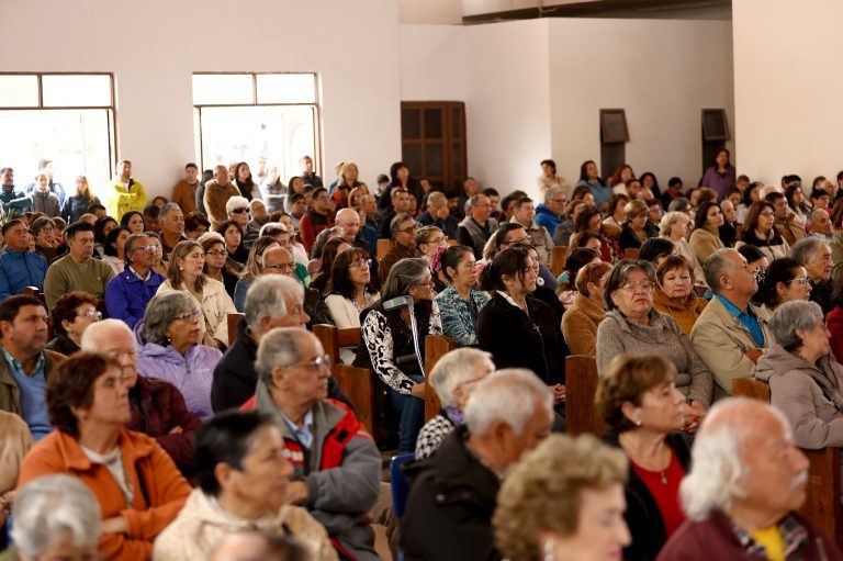 Este domingo dimos inicio a la Fiesta de la Vendimia Quillón 2025 con una emotiva misa  y bendición de los frutos en nuestro templo parroquial.
