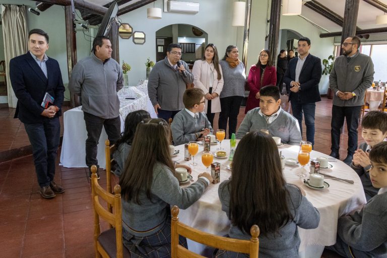 Escuela Héroes del Itata celebra con desayuno los destacados resultados SIMCE de sus estudiantes