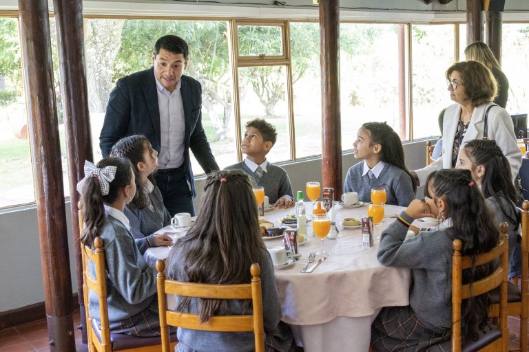 Escuela Héroes del Itata celebra con desayuno los destacados resultados SIMCE de sus estudiantes
