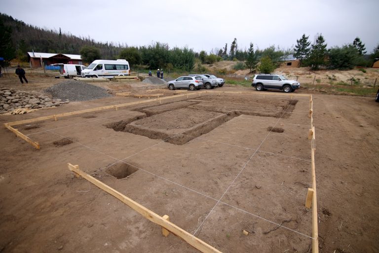 Primera piedra para 42 nuevas viviendas rurales en Quillón
