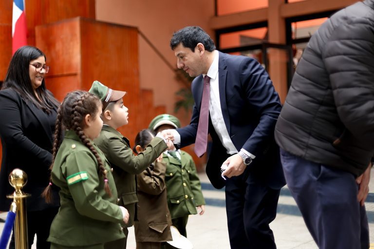 Conmemoramos junto a la comunidad los 98 años de Carabineros de Chile
