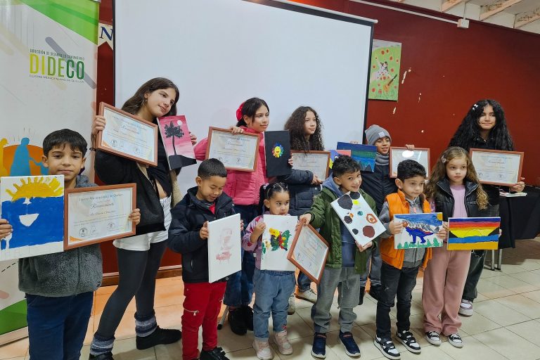 Desde nuestra Oficina Municipal de Migración impulsamos el taller “Retratando las Voces de las Niñeces Migrantes”