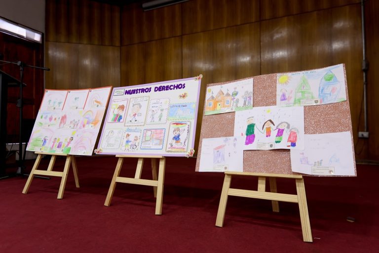 Premiamos a los 37 niños, niñas y adolescentes que participaron en nuestro Diagnóstico Comunal de Niñez y Adolescencia, una iniciativa impulsada por la Oficina Local de la Niñez (OLN)