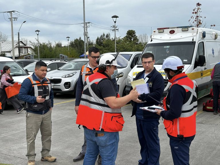 CESFAM de Quillón realiza simulacro de emergencia en coordinación con organismos de respuesta