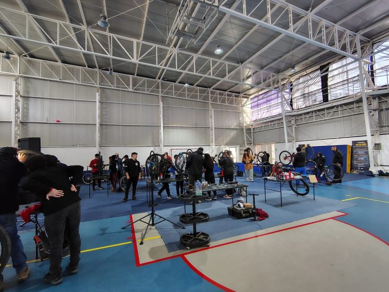 Taller de Mecánica de Bicicletas fue todo un éxito en Quillón