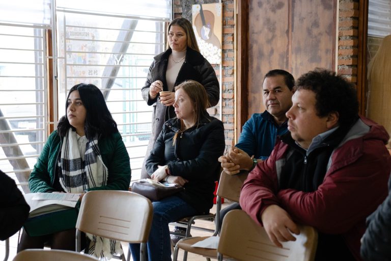 Taller de Regularización para Niños, Niñas y Jóvenes Migrantes en Quillón