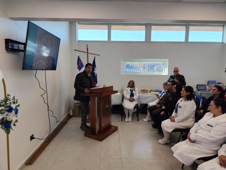 Las Damas de Blanco retomaron su labor voluntaria en el CESFAM de Quillón