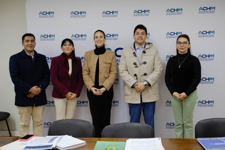 Quillón lidera la Comisión Nacional de Turismo (AchM)