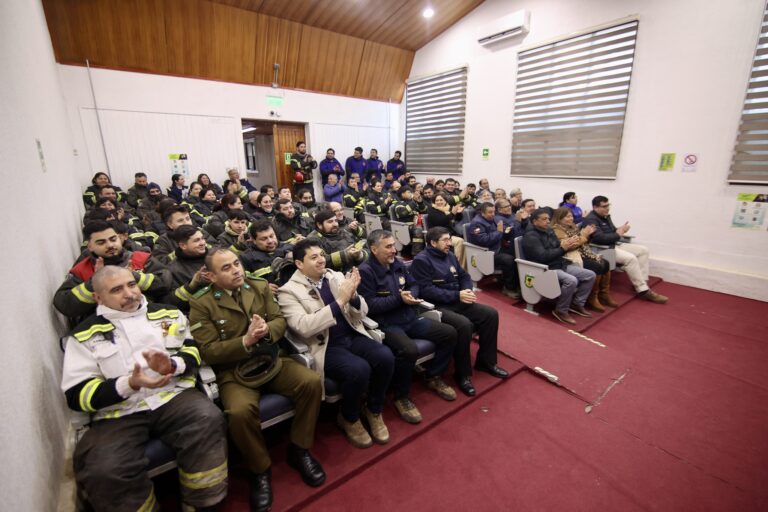 Hoy conmemoramos con orgullo el Día Nacional del Bombero en Quillón