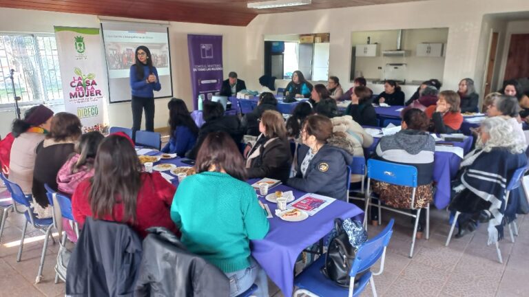 Encuentro de Mujeres Lideresas se desarrolló en Quillón