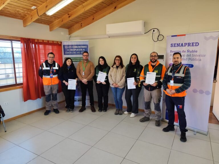 En Chillancito, junto a vecinas y vecinos del sector, participamos activamente en el curso CERT
