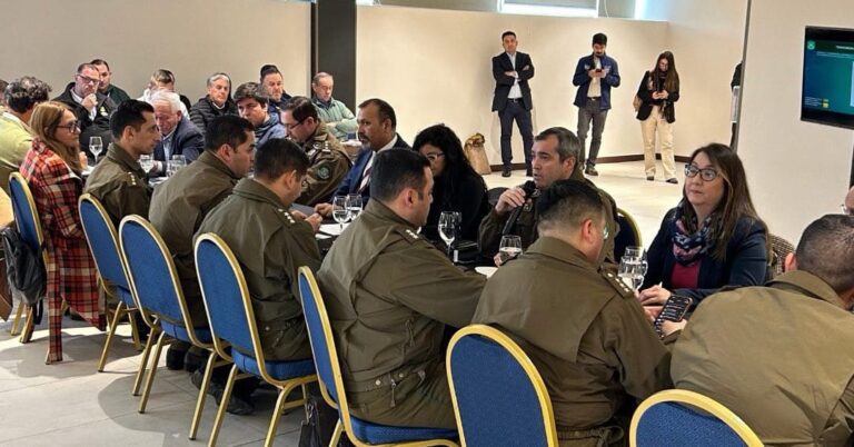 Quillón destaca en reunión regional del Programa S.T.O.P. en Chillán