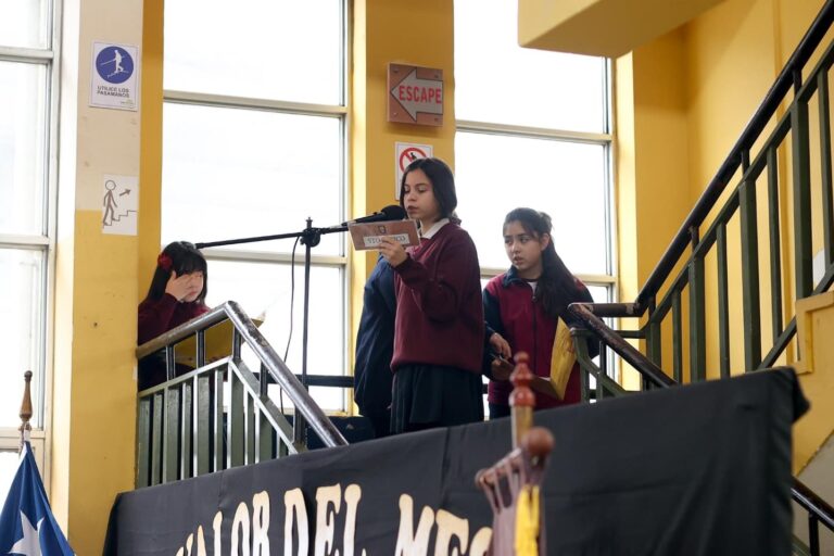 ESTABLECIMIENTOS EDUCACIONALES DE QUILLÓN RETOMAN ACTOS CÍVICOS SEMANALES