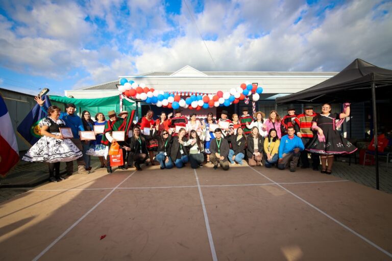 En Quillón vivimos nuestra Muestra Comunal de Cueca de Personas Mayores, donde elegimos a la pareja que nos representará en el Provincial en San Ignacio el próximo 25 de agosto.